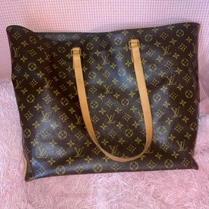 Authentic LV Cabas Alto in IMPECCABLE CONDITION ~ Ready to sell 💫